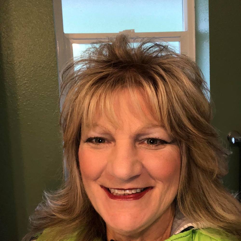 Meet your Posher, Linda